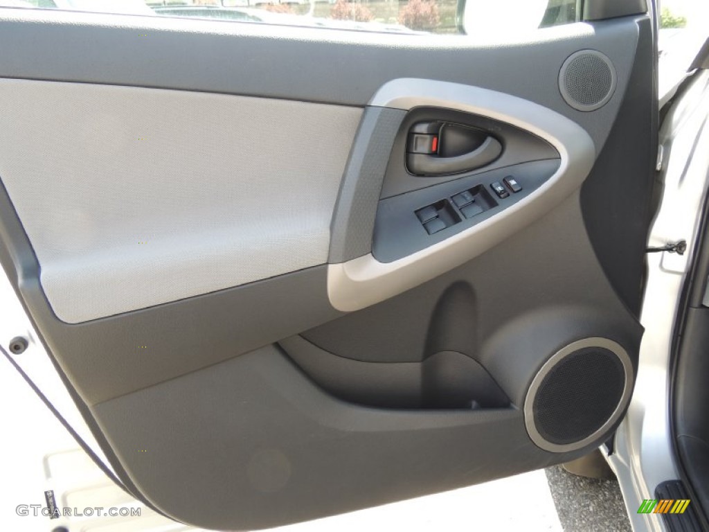 2006 RAV4 Limited 4WD - Classic Silver Metallic / Taupe photo #6