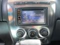 Ebony/Pewter Controls Photo for 2009 Hummer H3 #80968953