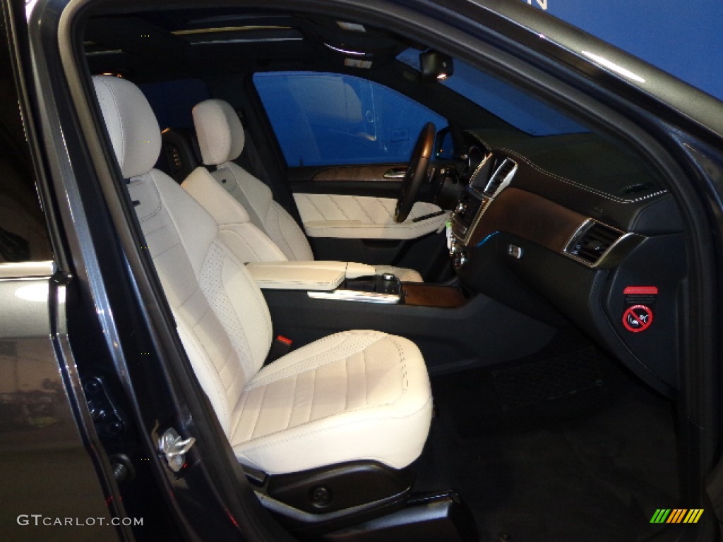 2012 Mercedes-Benz ML 63 AMG 4Matic Front Seat Photo #80969724