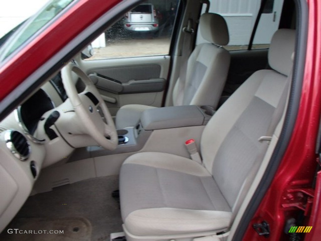 Stone Interior 2007 Ford Explorer XLT 4x4 Photo #80972045