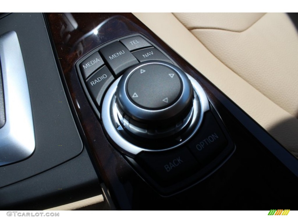 2013 BMW 3 Series 328i Sedan Controls Photo #80972318