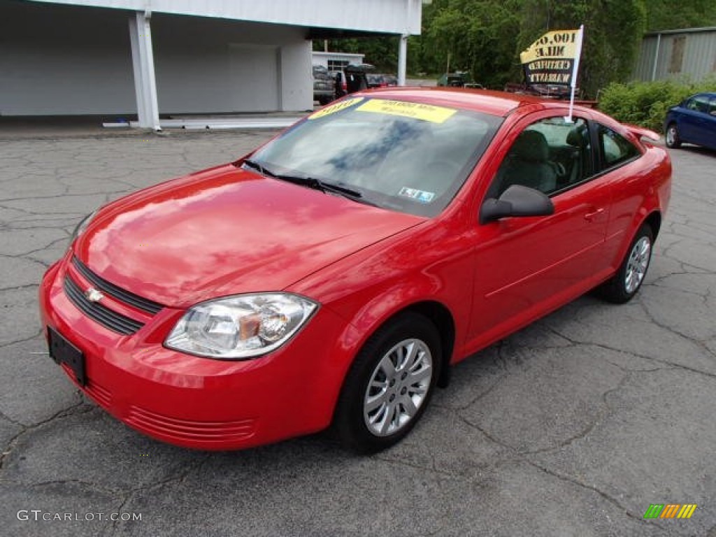 2010 Cobalt LS Coupe - Victory Red / Gray photo #4