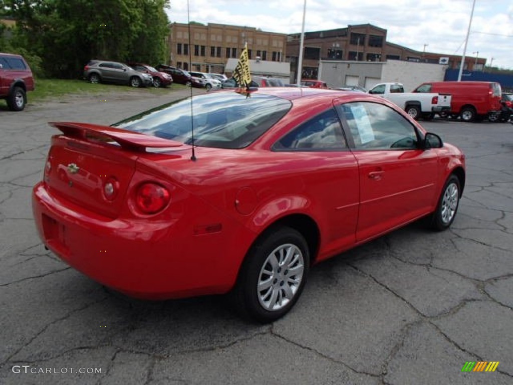 2010 Cobalt LS Coupe - Victory Red / Gray photo #8