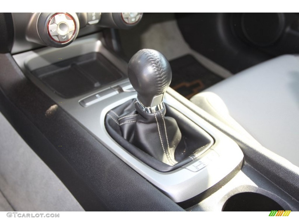 2011 Chevrolet Camaro SS/RS Coupe Transmission Photos