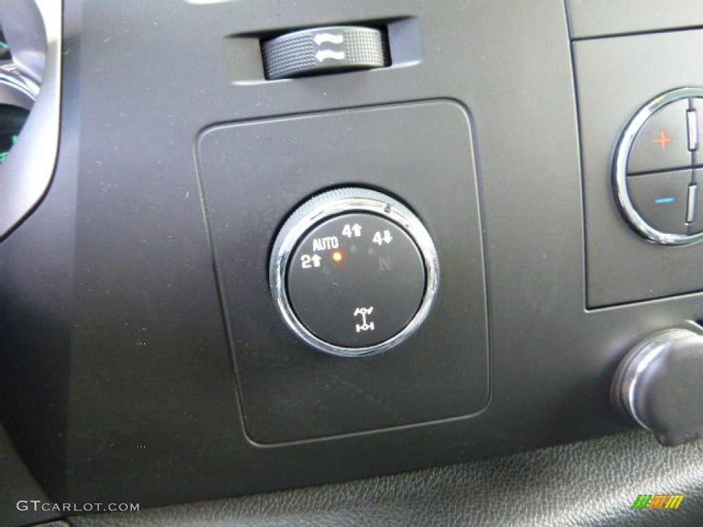 2009 Silverado 1500 LT Extended Cab 4x4 - Blue Granite Metallic / Ebony photo #16