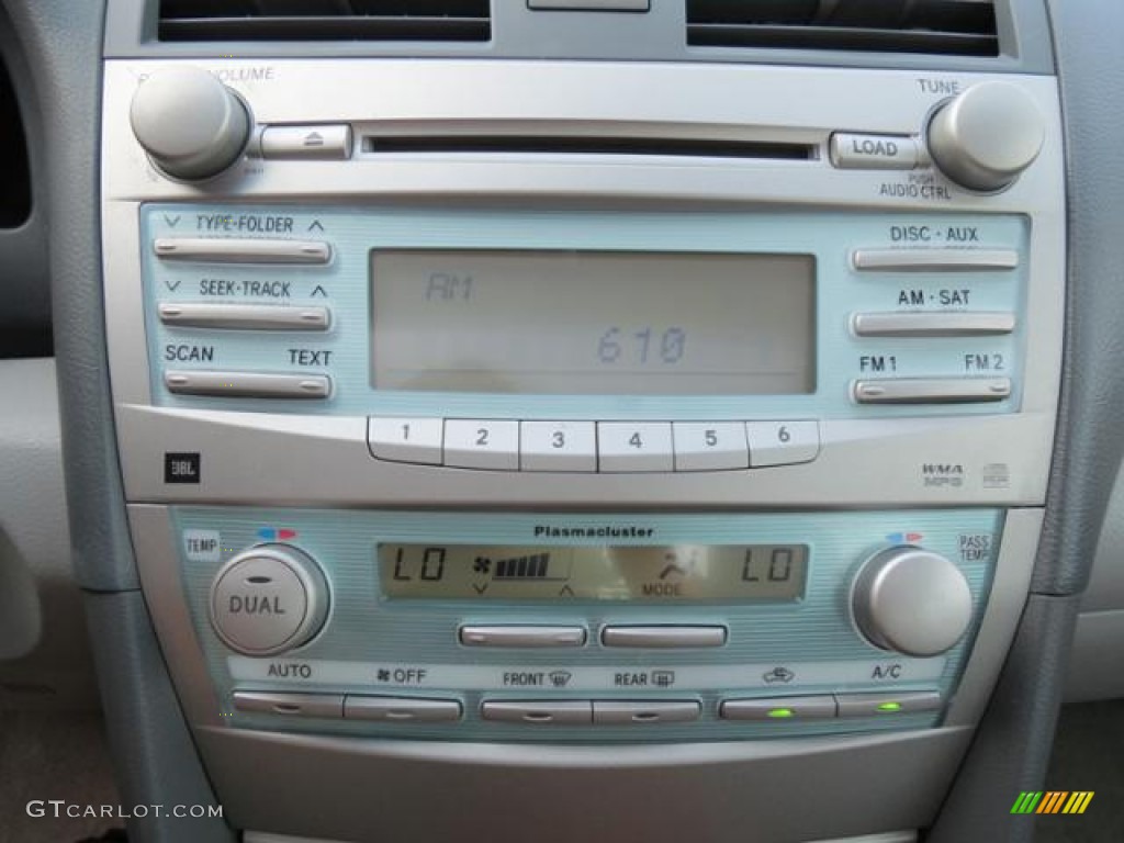 2009 Toyota Camry XLE Controls Photo #80976848