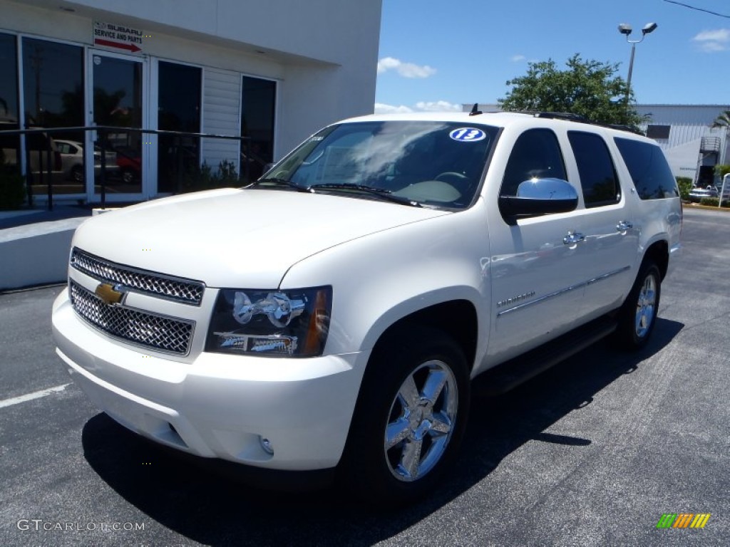 White Diamond Tricoat Chevrolet Suburban