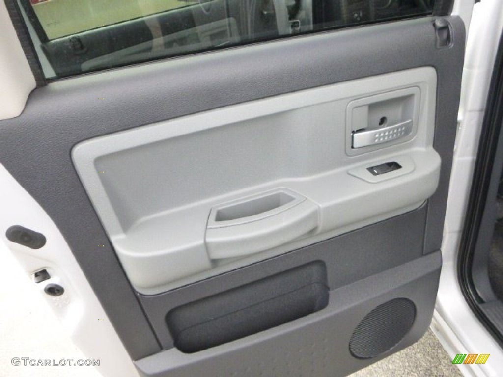2008 Dodge Dakota Sport Crew Cab 4x4 Dark Slate Gray/Medium Slate Gray Door Panel Photo #80977489