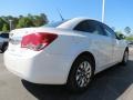 Summit White - Cruze LT Photo No. 3
