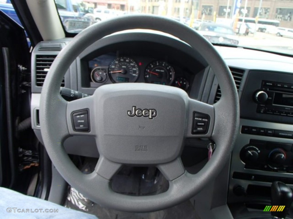 2006 Jeep Grand Cherokee Laredo 4x4 Medium Slate Gray Steering Wheel Photo #80978515