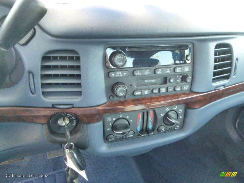 2002 Chevrolet Impala Standard Impala Model Controls Photo #80978725