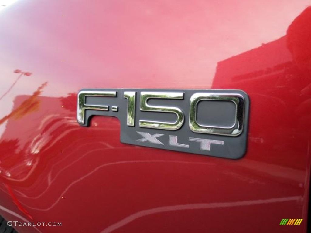 2002 Ford F150 XLT Regular Cab Marks and Logos Photos