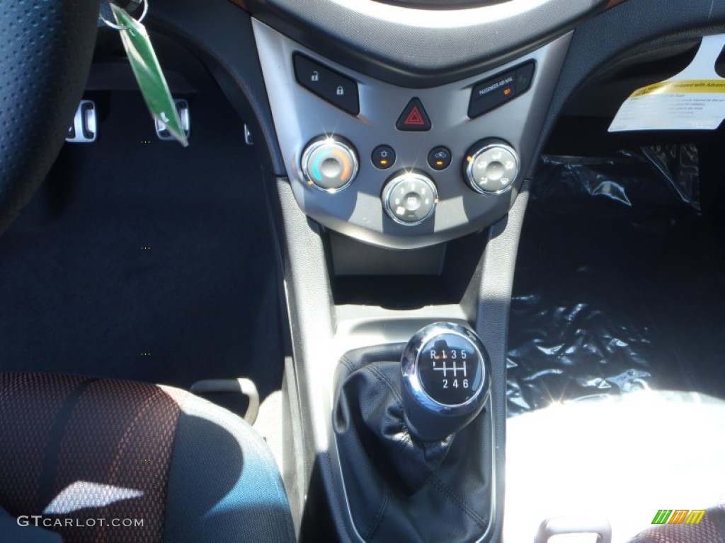 2013 Chevrolet Sonic LT Sedan 6 Speed Manual Transmission Photo #80980192