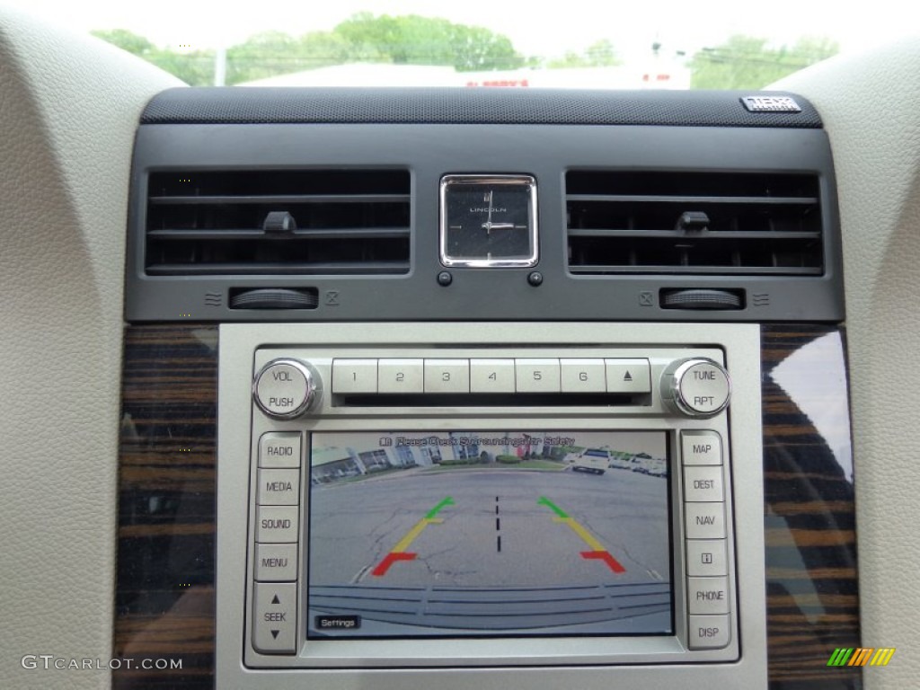 2010 Lincoln Navigator Limited Edition 4x4 Controls Photos