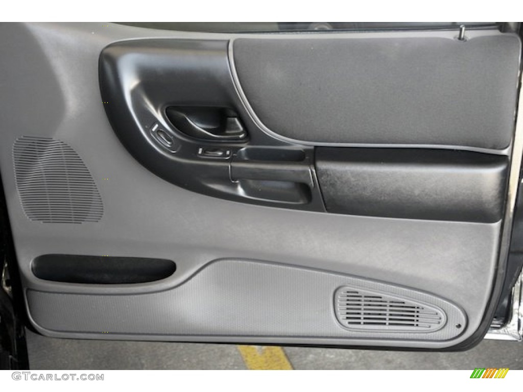 2003 Ford Ranger XLT SuperCab Dark Graphite Door Panel Photo #80982665