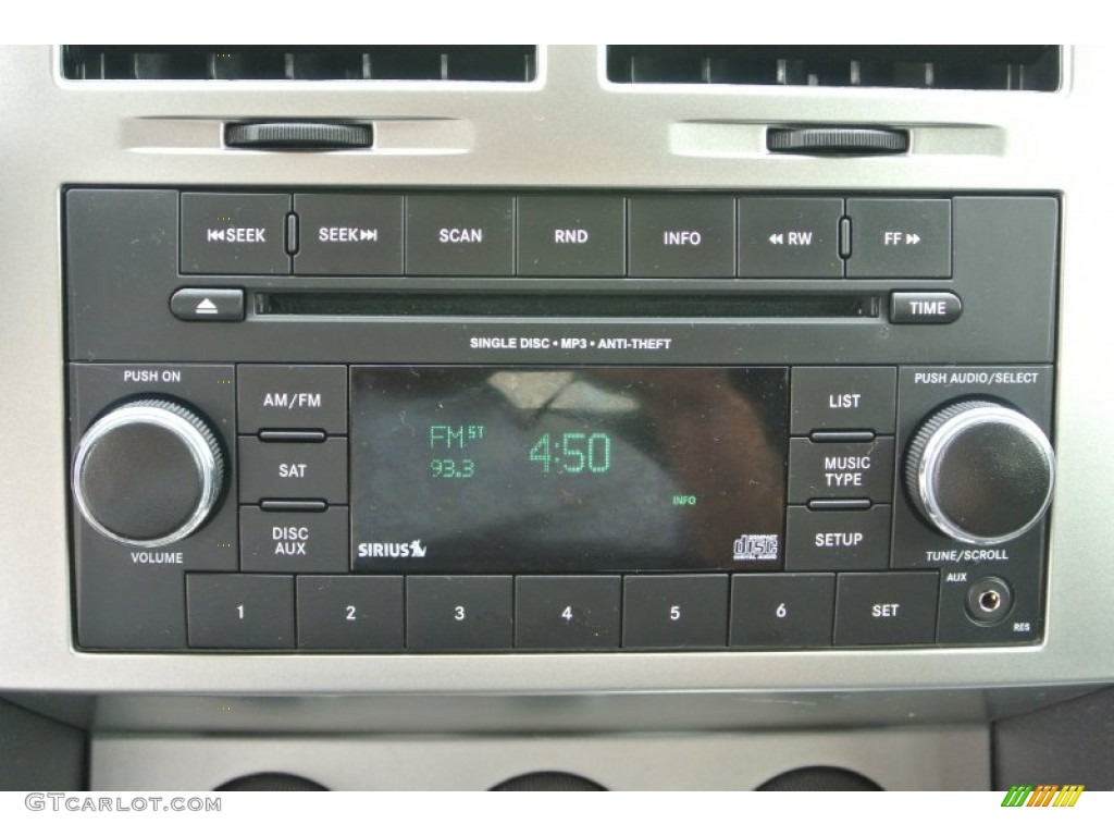 2011 Dodge Nitro Heat 4x4 Audio System Photo #80983420