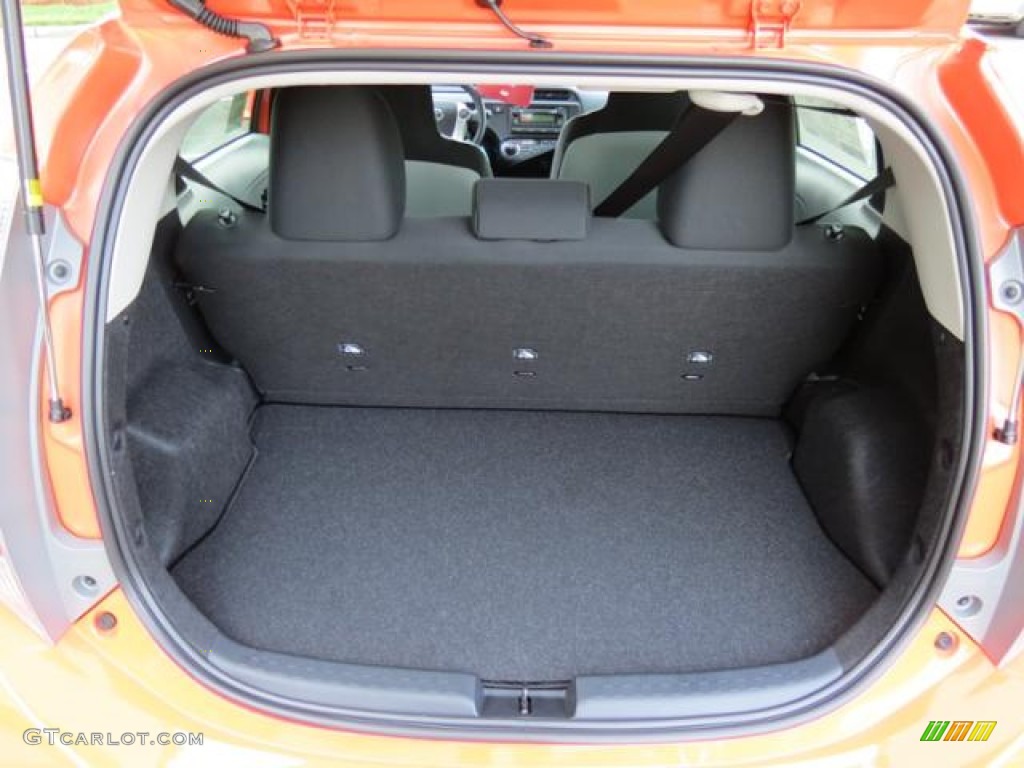 2013 Toyota Prius c Hybrid One Trunk Photos