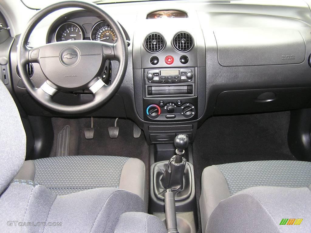 2007 Aveo 5 Hatchback - Icelandic Blue / Charcoal Black photo #8