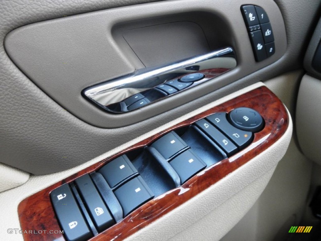 2013 Yukon SLT 4x4 - Champagne Silver Metallic / Light Tan photo #11