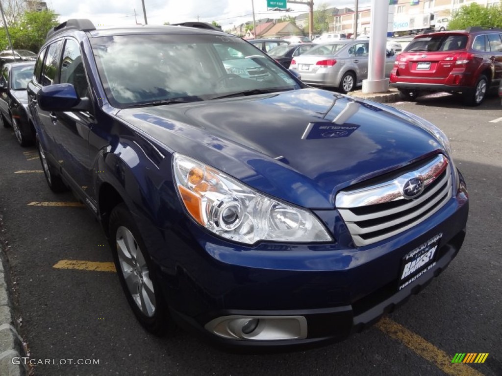 2010 Outback 2.5i Premium Wagon - Azurite Blue Pearl / Warm Ivory photo #10