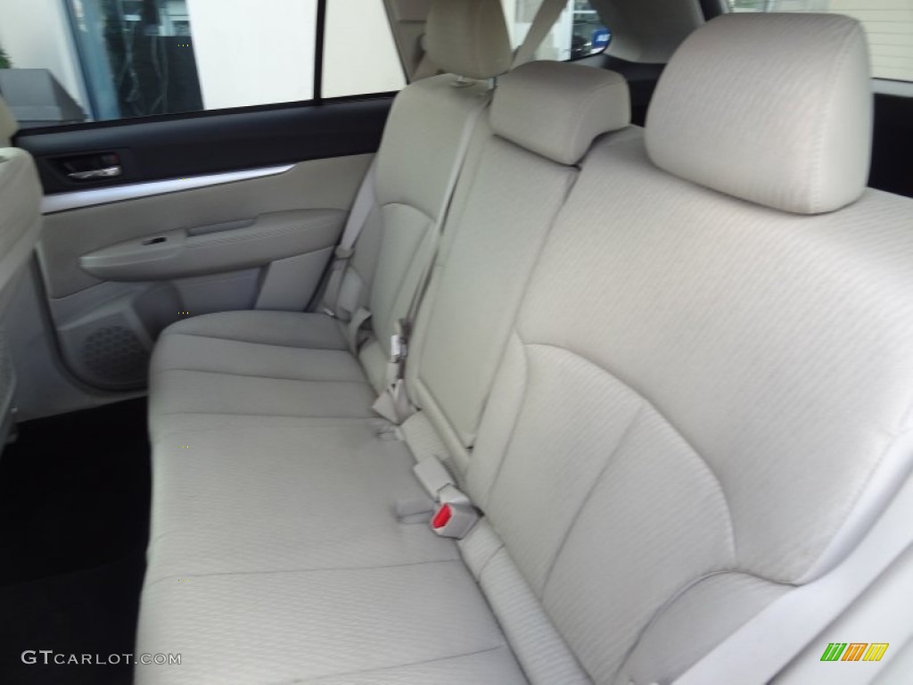2010 Subaru Outback 2.5i Premium Wagon Rear Seat Photo #80987514