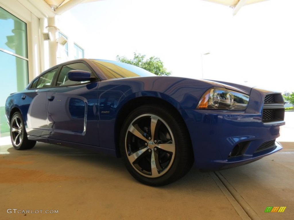 2013 Charger R/T Daytona - Daytona Blue Pearl / Daytona Edition Black/Blue photo #4