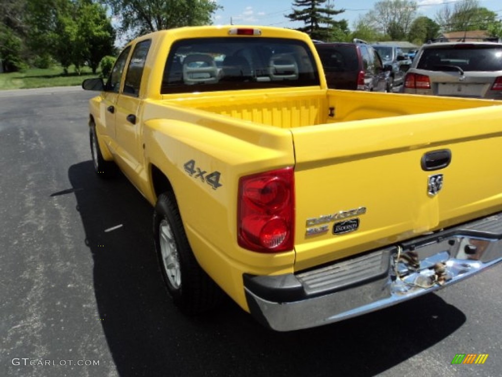 2006 Dakota SLT Quad Cab 4x4 - Solar Yellow / Medium Slate Gray photo #3