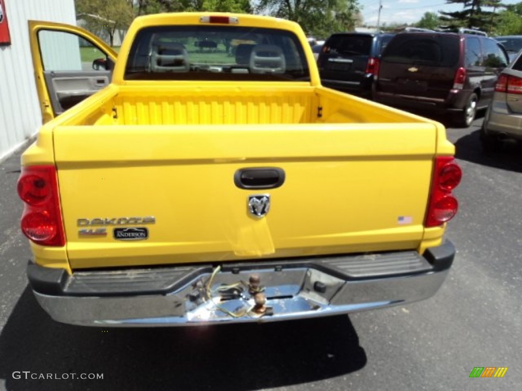 2006 Dakota SLT Quad Cab 4x4 - Solar Yellow / Medium Slate Gray photo #9