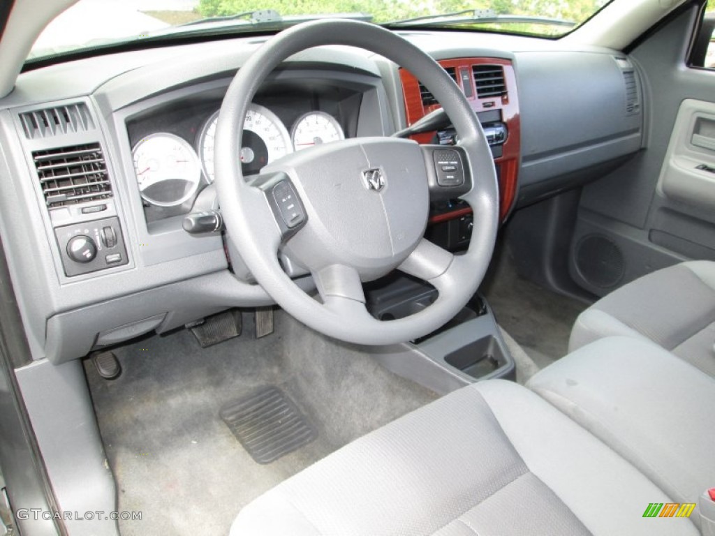 Medium Slate Gray Interior 2005 Dodge Dakota SLT Quad Cab 4x4 Photo #80989465