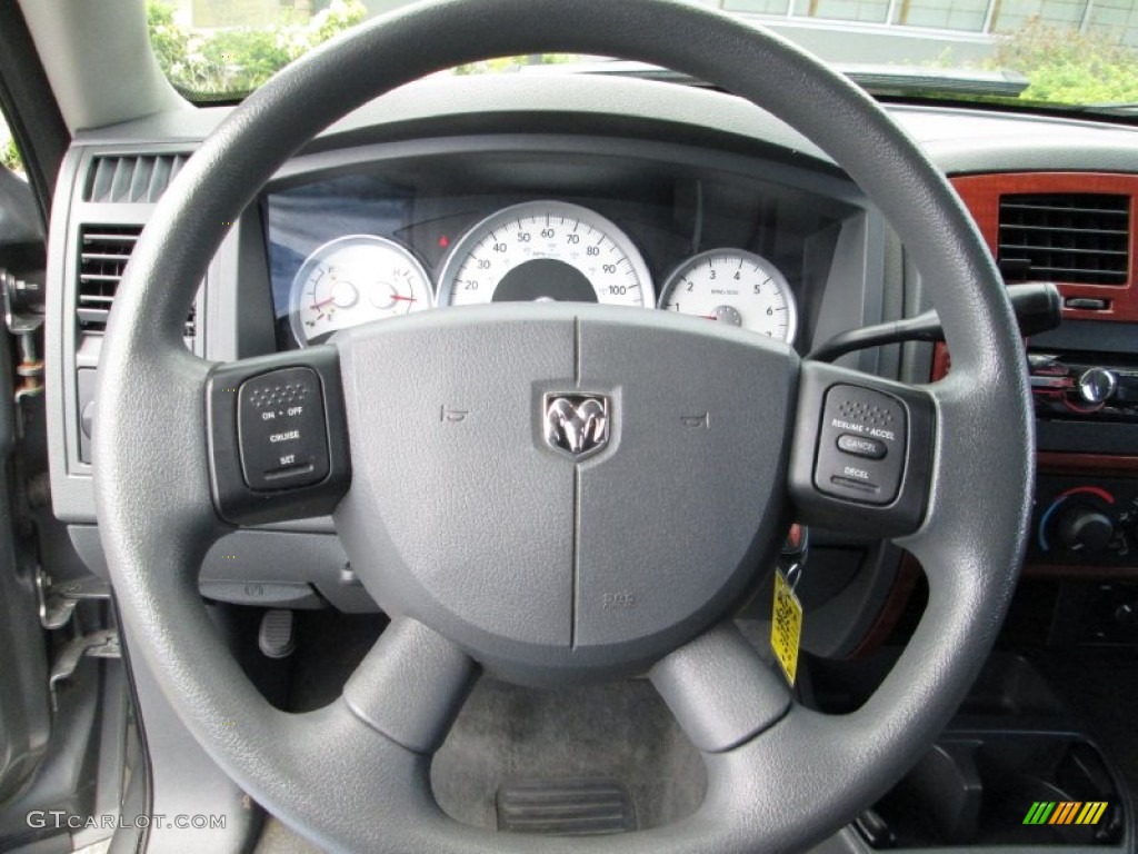 2005 Dodge Dakota SLT Quad Cab 4x4 Medium Slate Gray Steering Wheel Photo #80989619