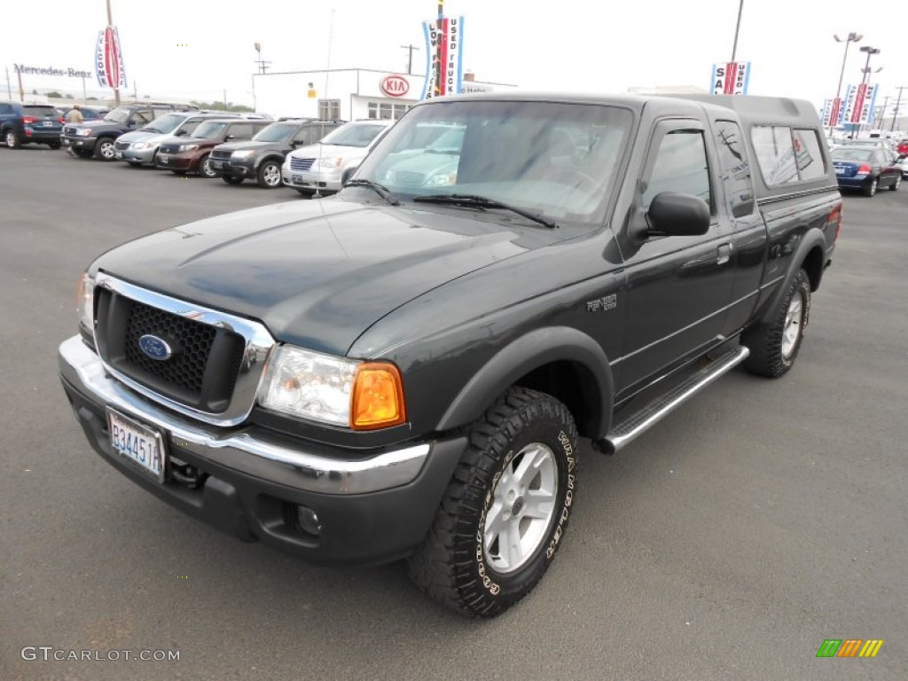 2004 Ranger XLT SuperCab 4x4 - Dark Green Metallic / Medium Dark Flint photo #4