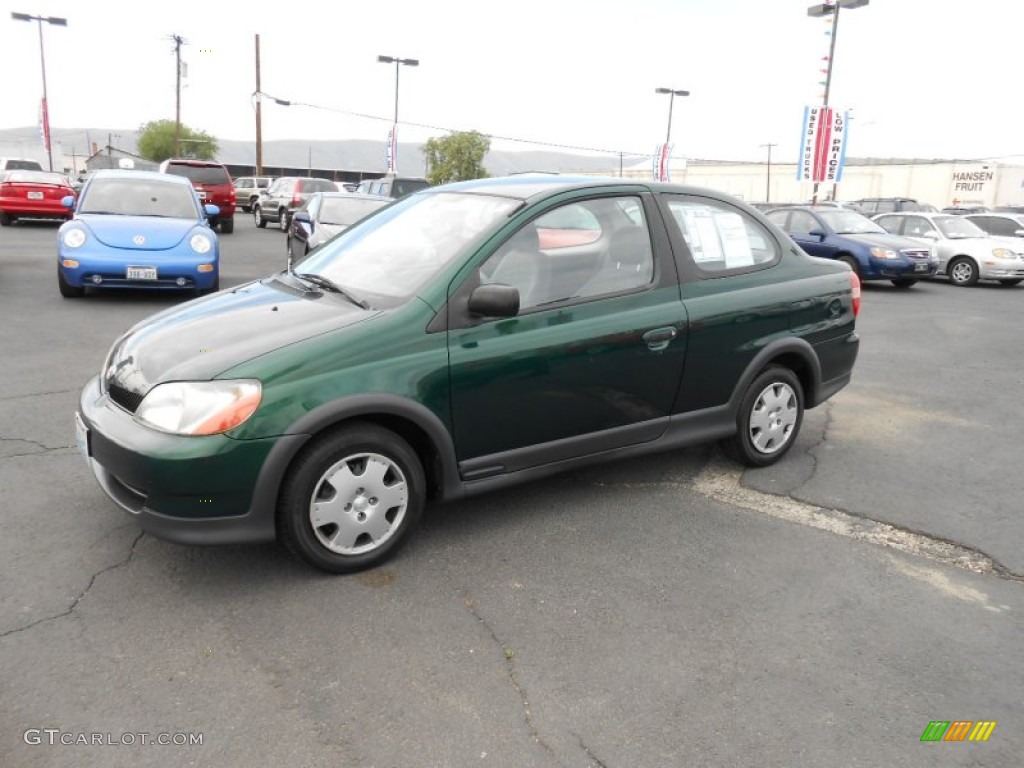Electric Green Metallic 2000 Toyota ECHO Sedan Exterior Photo #80991536