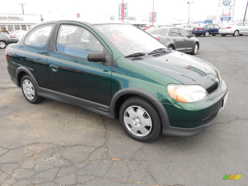 Electric Green Metallic 2000 Toyota ECHO Sedan Exterior Photo #80991559