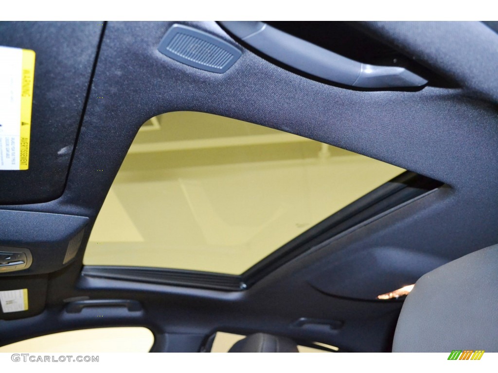 2012 BMW 7 Series 740i Sedan Sunroof Photos