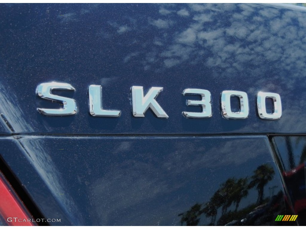 2010 SLK 300 Roadster - Black / Red photo #14