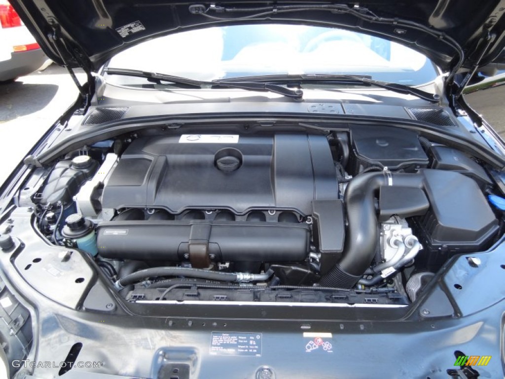 2012 Volvo XC70 3.2 AWD Engine Photos