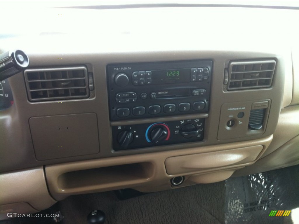 1999 Ford F250 Super Duty XLT Extended Cab 4x4 Controls Photos