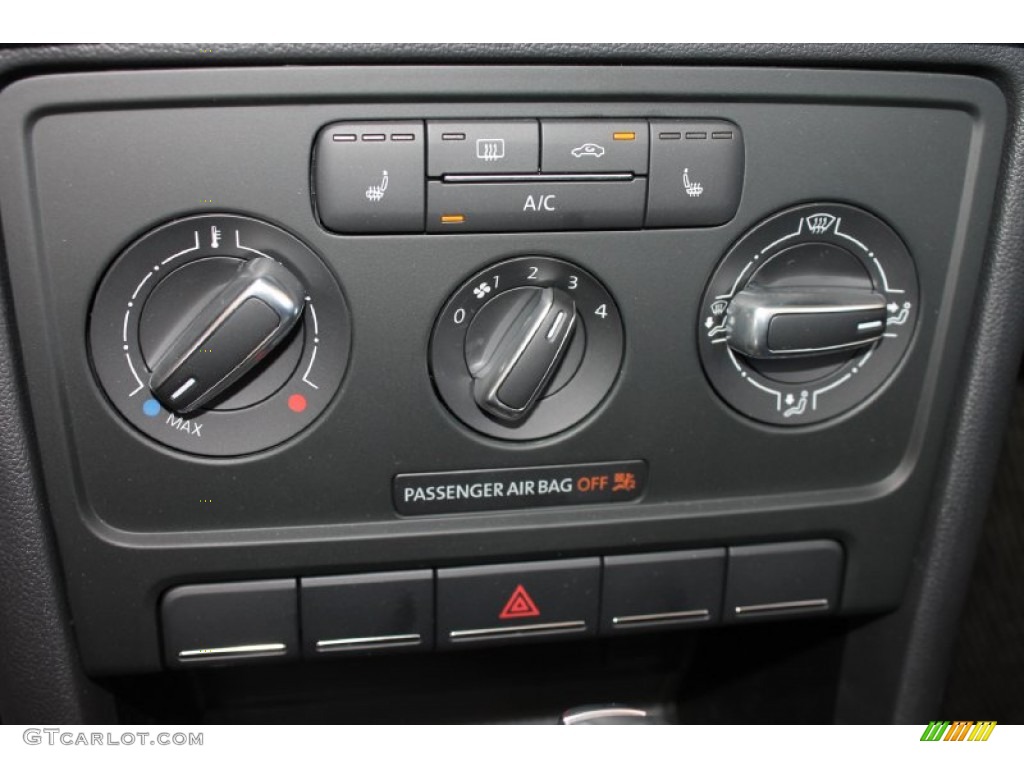 2013 Volkswagen Beetle TDI Convertible Controls Photo #80995499
