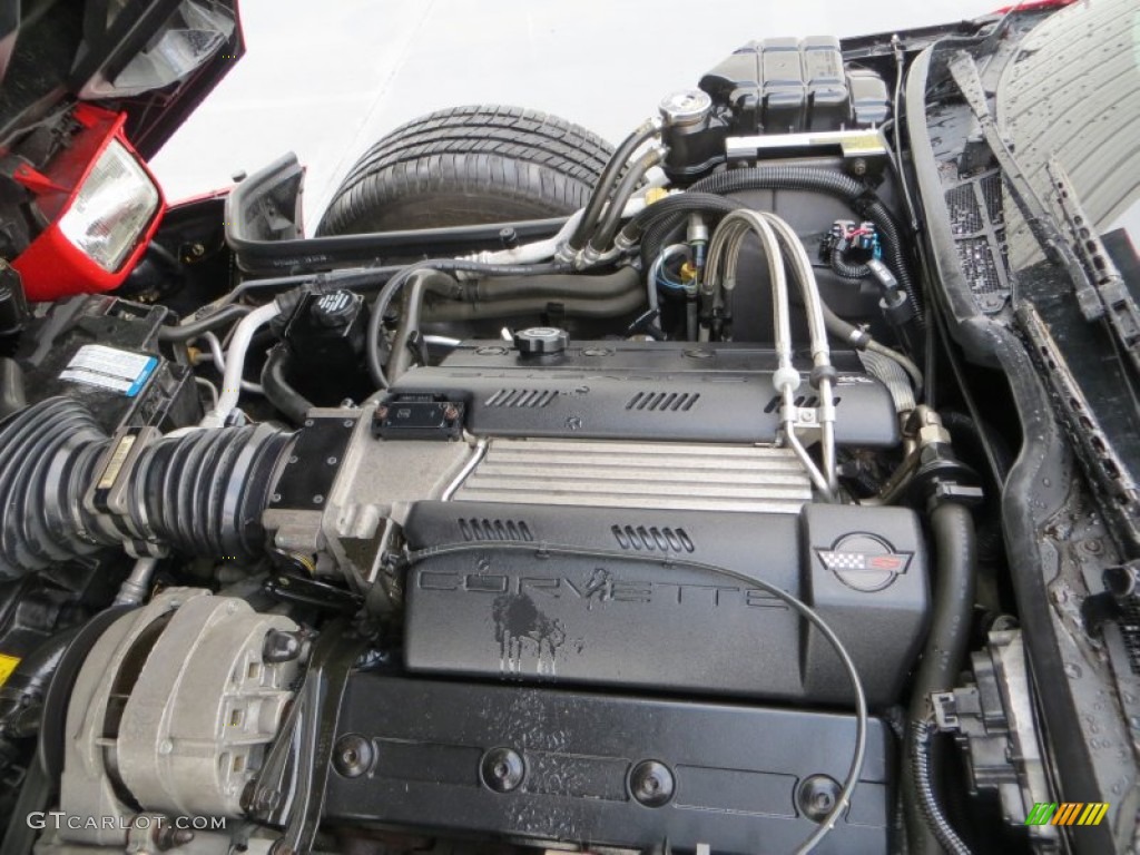 1994 Chevrolet Corvette Coupe 5.7 Liter OHV 16-Valve LT1 V8 Engine Photo #80995964