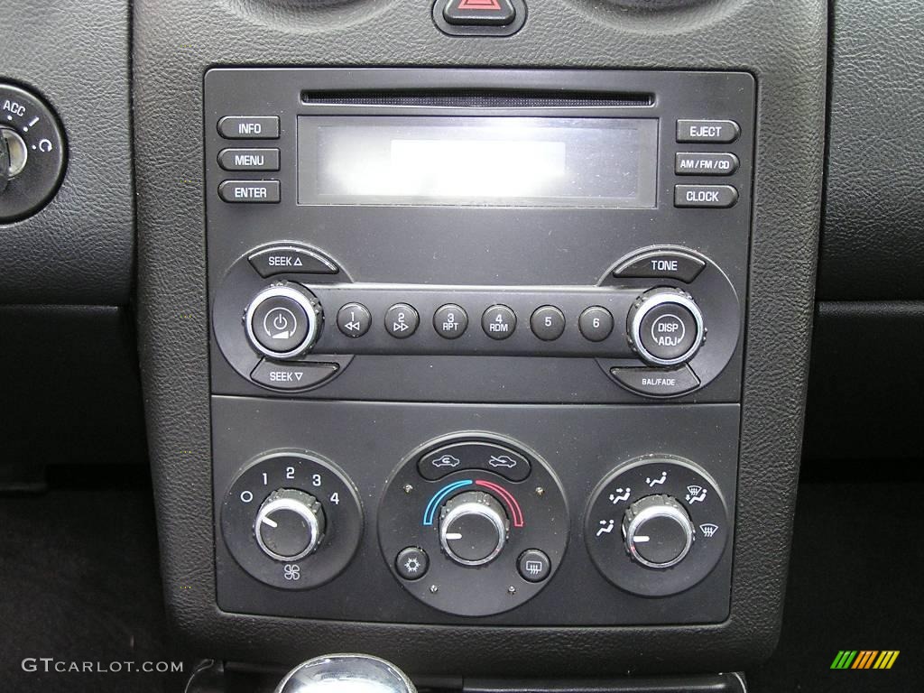 2006 G6 Sedan - Ivory White / Ebony photo #10