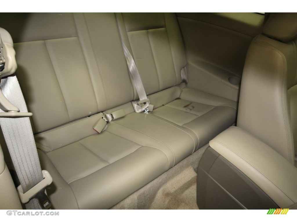 2008 Nissan Altima 3.5 SE Coupe Rear Seat Photos