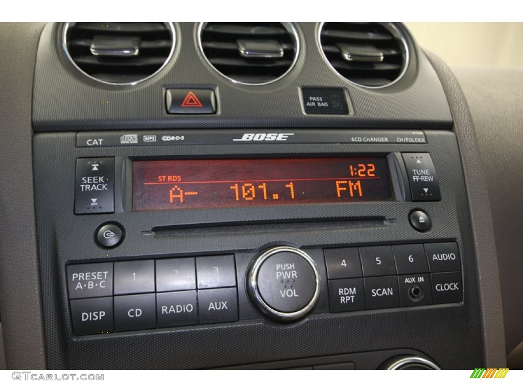 2008 Nissan Altima 3.5 SE Coupe Audio System Photo #80998547