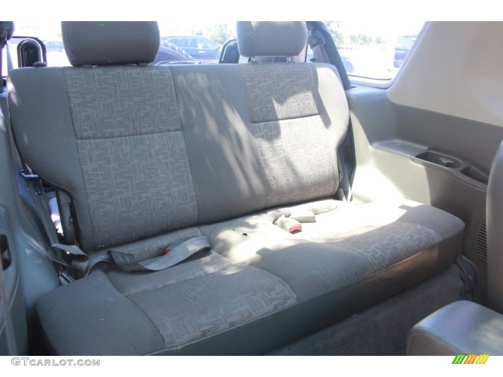 2001 Isuzu Rodeo Sport S 4WD Rear Seat Photos