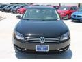 Black - Passat 2.5L SE Photo No. 2