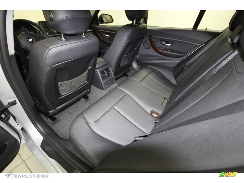 Black Interior 2013 BMW 3 Series 320i Sedan Photo #81000953