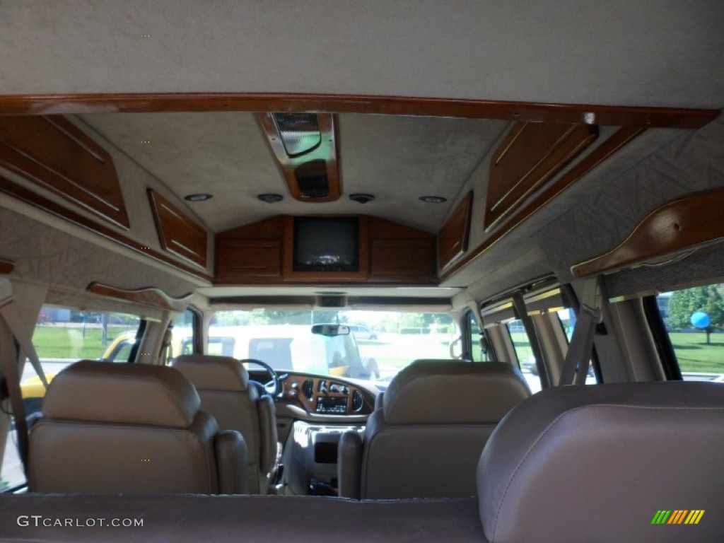 2001 E Series Van E250 Passenger Conversion - Chestnut Metallic / Medium Parchment photo #16