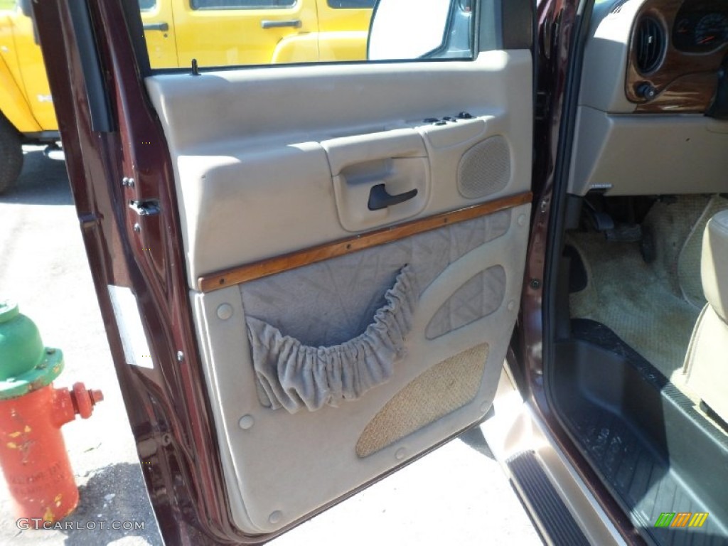 2001 E Series Van E250 Passenger Conversion - Chestnut Metallic / Medium Parchment photo #29