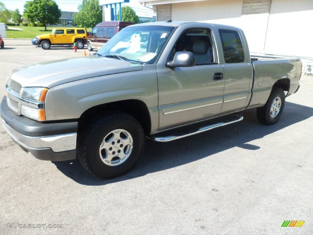 2003 Silverado 1500 LS Extended Cab 4x4 - Light Pewter Metallic / Dark Charcoal photo #8