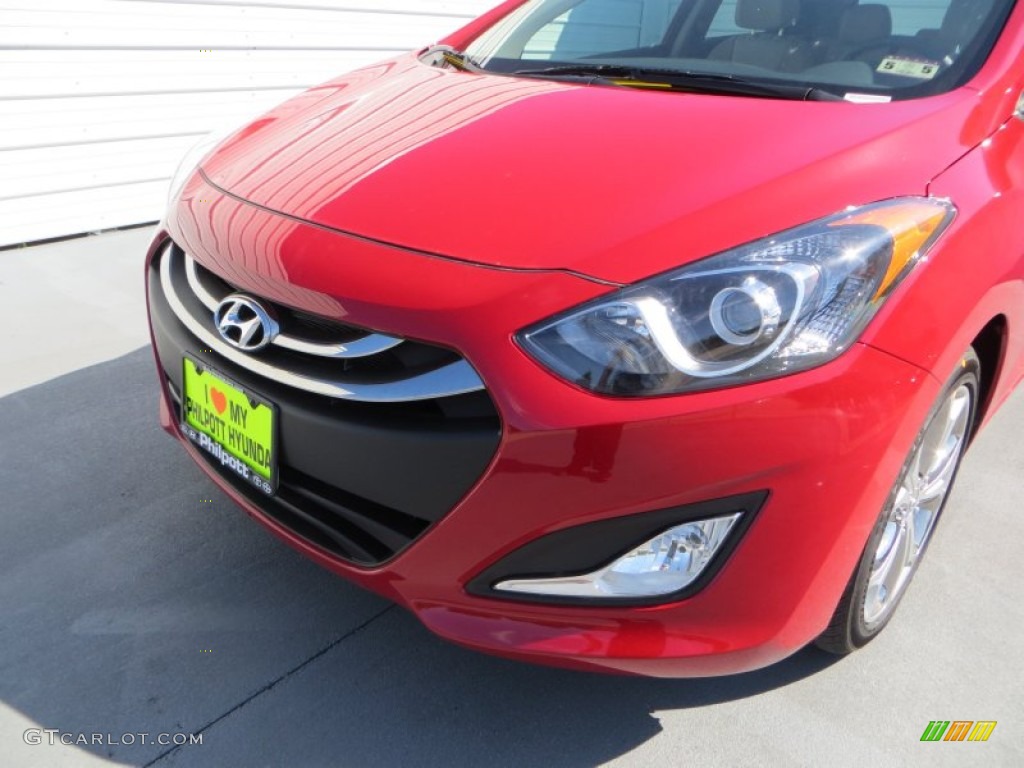 2013 Elantra GT - Volcanic Red / Beige photo #11