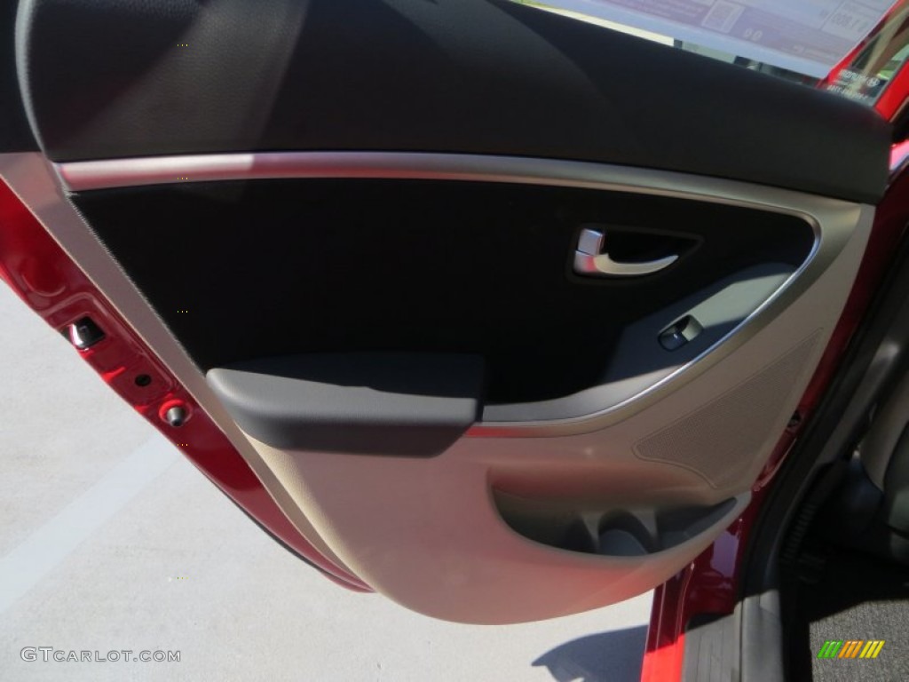 2013 Elantra GT - Volcanic Red / Beige photo #20